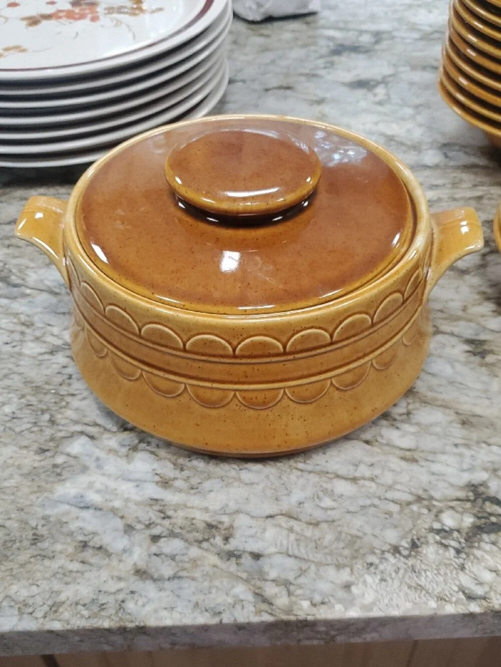 Homer Laughlin Covered Casserole Dish - Amber Gold